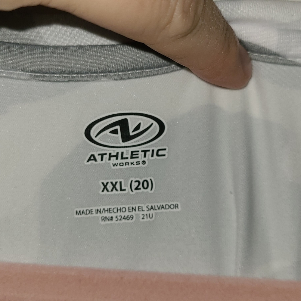 Athletic Works ladies xxl camo tank top - Picture 3 of 4